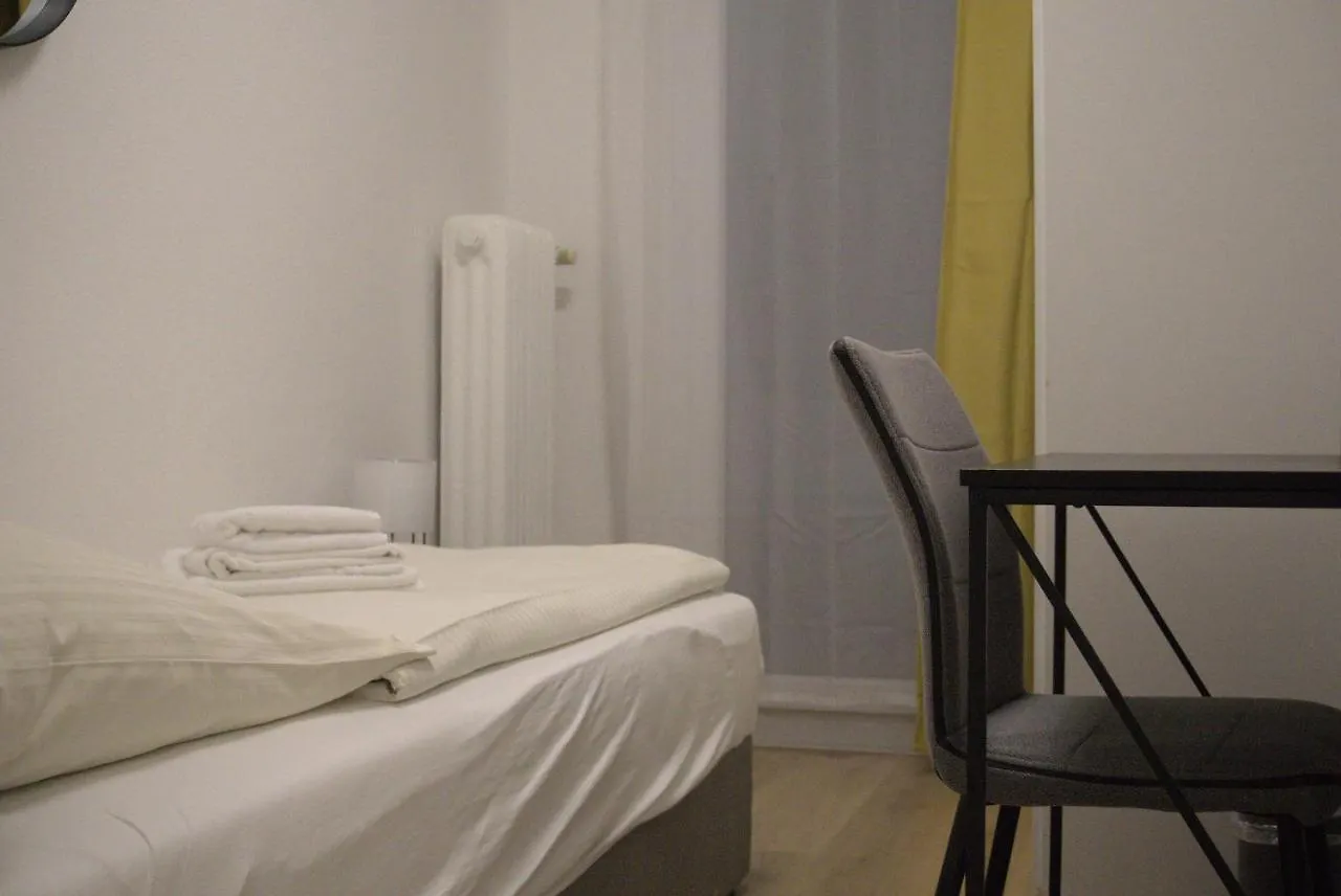 Swan Apartments Nuremberg 0*,